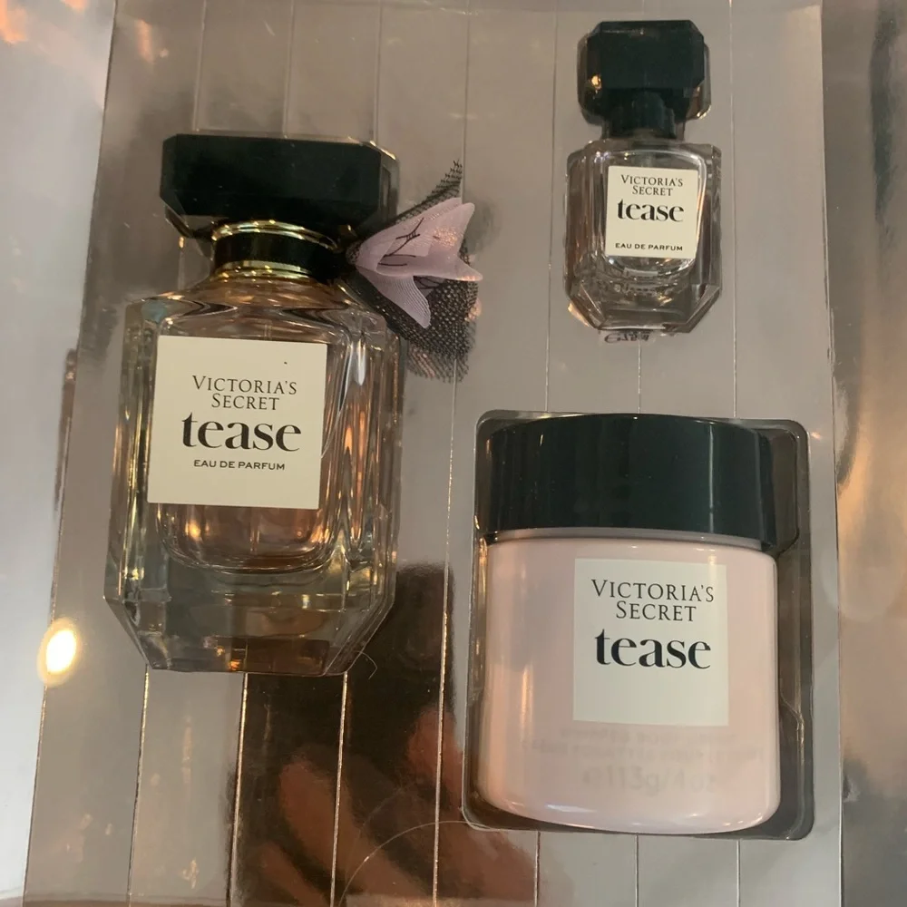 Victoria's Secret Tease Collection